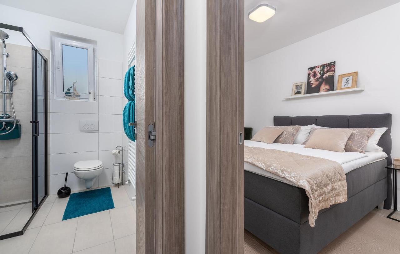Apartments Amore Fazana Exterior photo